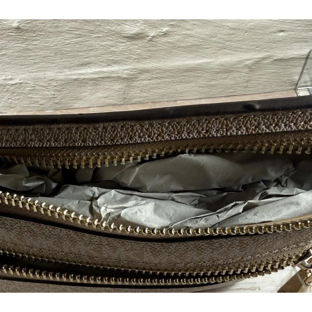 Michael Kors Tan & Gold Signature Belt Waist Fanny Pack Crossbody Bag Purse